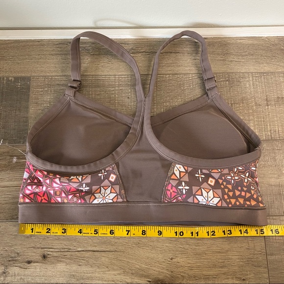 NWOT Aerie Racerback Sports bra - Picture 4 of 4